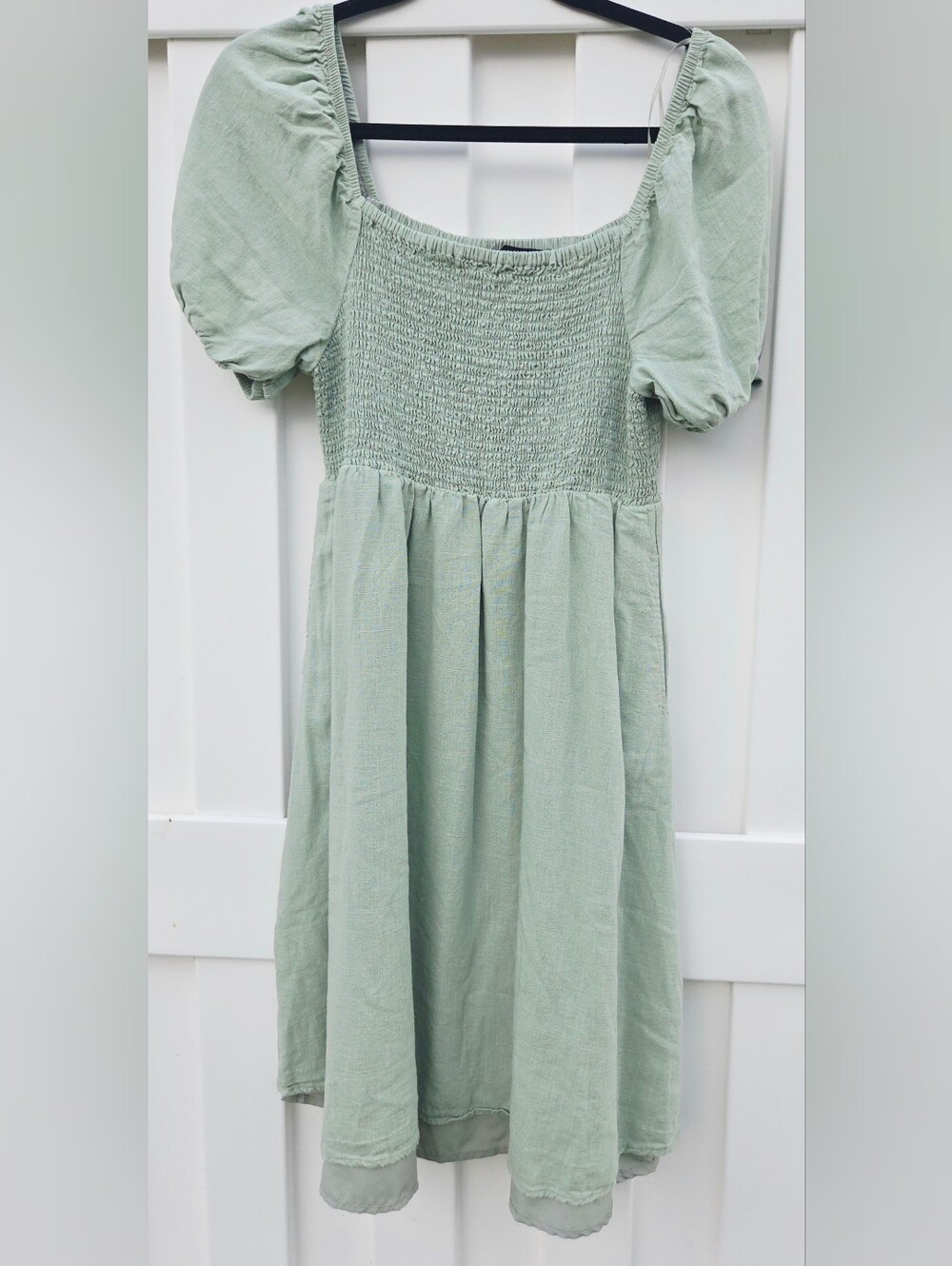 Elleborn Women's Green Smocked Puff Sleeve Midi Dress Size Medium. Cottagecore
